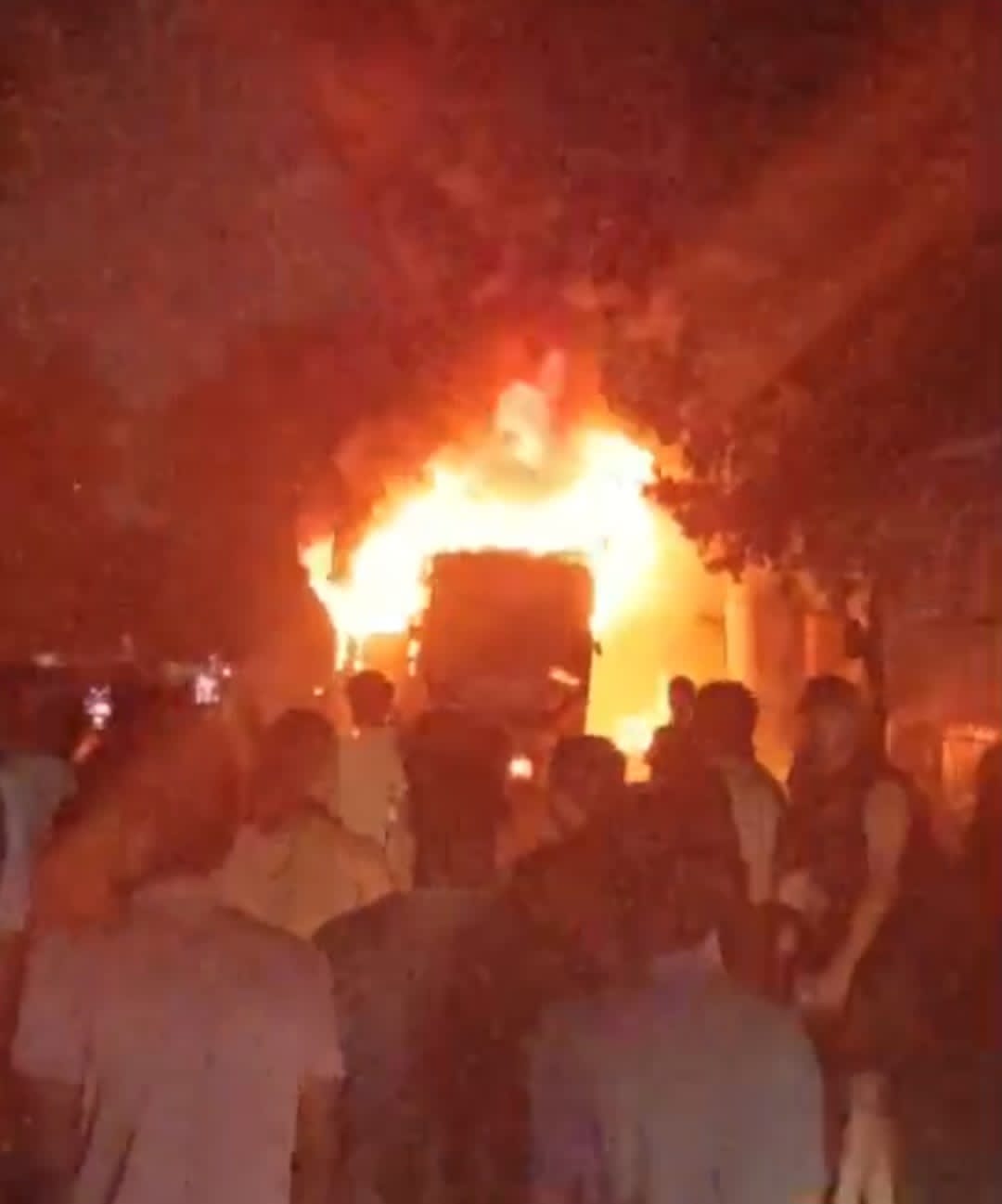 hostel-bus-catches-fire