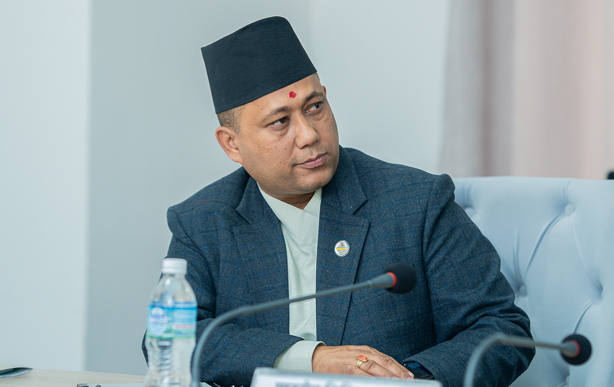 nepal-fm-fizi-tour-cop-