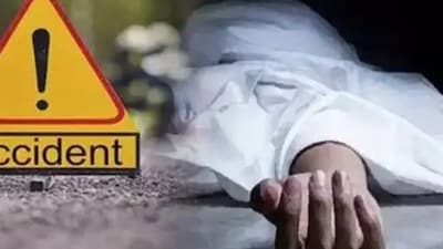 up-road-accident-noida