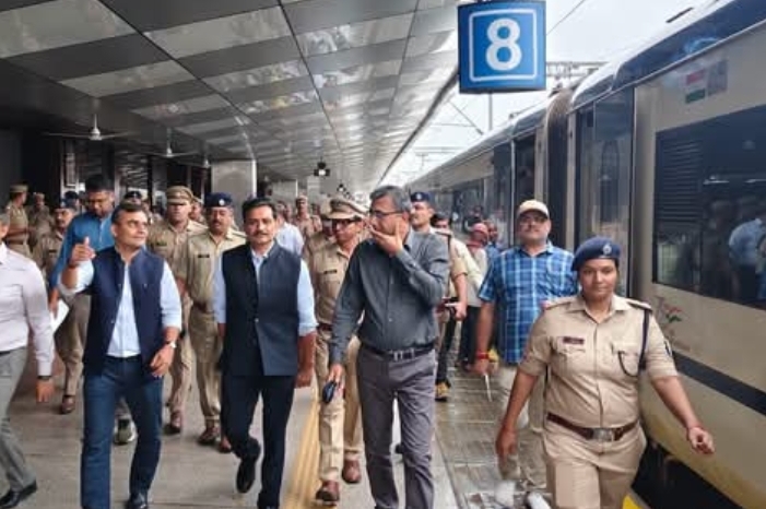up-vande-bharat-sleeper-expres