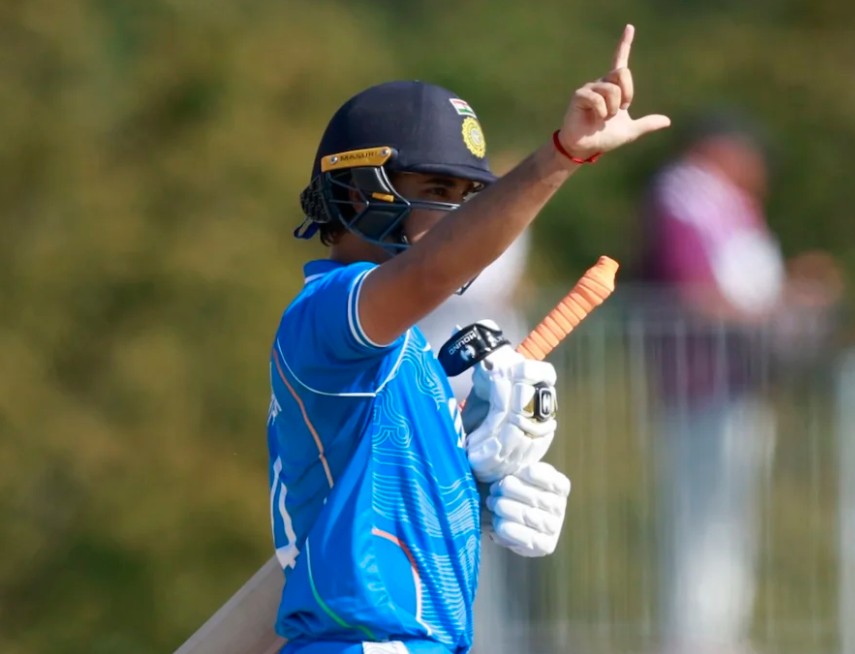 sports-cricket-abhishek-no1-t20i-batter