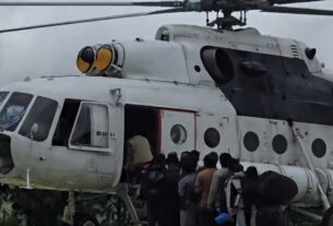 nepal-flood-army-rescue